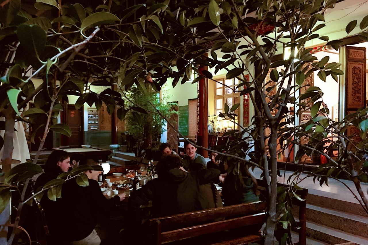 The Lily Pad Inn ต้าหลี่ ภายนอก รูปภาพ